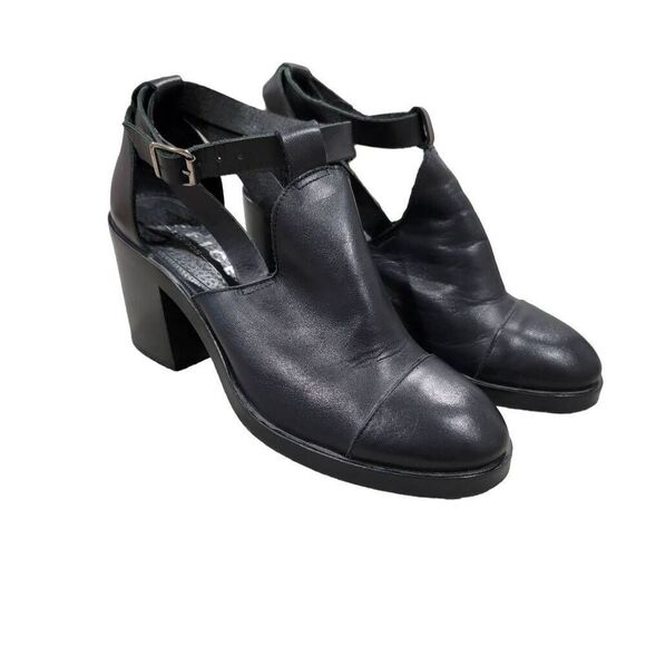 Office London Cutout Black Chunky Heel Booties Ankle Leather Sz 39 - Picture 1 of 6